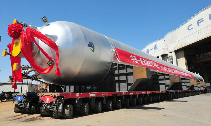 該裝備的成功制造標(biāo)志著我國超大噸位石化裝備制造技術(shù)再次領(lǐng)跑國際，彰顯了“大國重器”的實(shí)力。同時(shí)，為中國石化產(chǎn)業(yè)的蓬勃發(fā)展增添了新的動能。