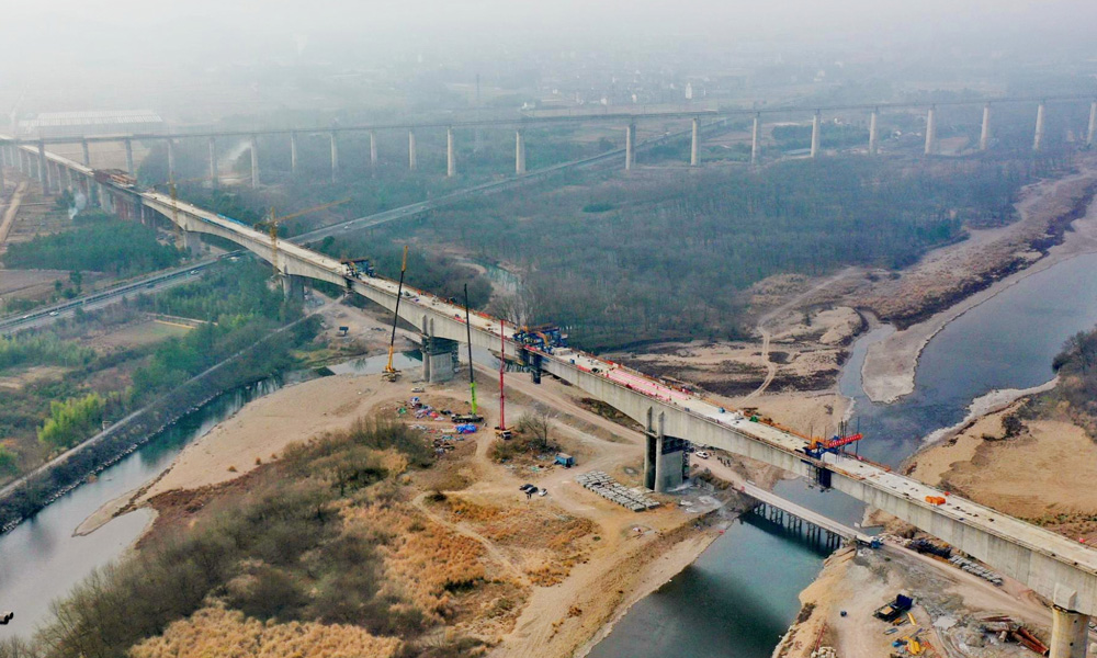 1月10日，中國中鐵旗下中鐵上海局承建的杭州至溫州高速鐵路仙居特大橋剛構連續梁成功合龍，為杭溫鐵路按期完成通車奠定了堅實基礎。