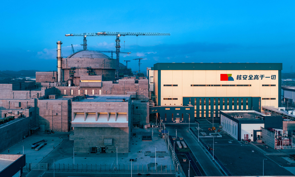 3月25日6時55分，我國西部地區(qū)首臺“華龍一號”核電機組——中國廣核集團廣西防城港核電站3號機組圓滿完成168小時試運行試驗，正式具備商業(yè)運行條件。讓我們穿越時空，通過16張圖片，一起回顧防城港核電站3號機組的成長歷程。