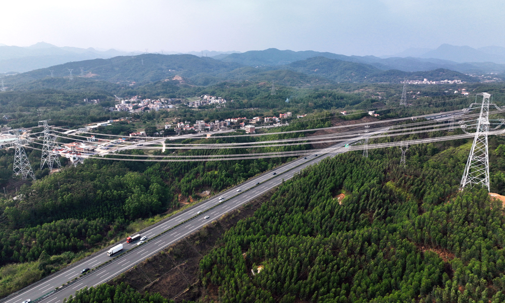 粵港澳大灣區500千伏外環東段工程主要包括新建500千伏開關站1座，擴建500千伏開關站間隔6個，新建線路長度388千米。