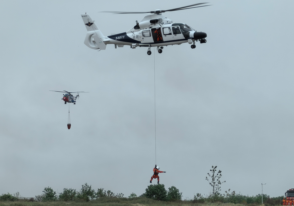 此次演練充分展示了近年來我國自主航空應(yīng)急救援裝備體系化發(fā)展成效，實(shí)戰(zhàn)驗(yàn)證了航空應(yīng)急救援戰(zhàn)法研究、科技創(chuàng)新、裝備研制、實(shí)戰(zhàn)應(yīng)用等科研生產(chǎn)成果，為打造具有中國特色的航空應(yīng)急救援聯(lián)合作戰(zhàn)體系、提升防災(zāi)減災(zāi)救災(zāi)處置保障能力、創(chuàng)新航空滅火等應(yīng)急救援實(shí)戰(zhàn)模式、錘煉航空應(yīng)急救援綜合力量、完善航空應(yīng)急救援標(biāo)準(zhǔn)規(guī)制做出了積極的探索實(shí)踐。