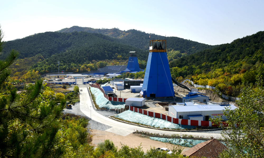 同時，中國五礦抓緊推進選礦廠主體工程建設，3月26日正式開標，目前正在加緊組織施工隊伍進場，確保選礦廠主體工程順利開工建設。