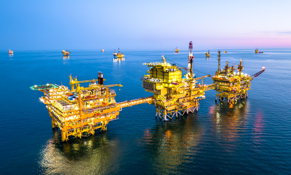 近日，我國第一大原油生產基地渤海油田一季度油氣總產量首次突破1000萬噸，創開發建設60年來最好水平。2025年是渤海油田上產4000萬噸的關鍵之年。開年以來，渤海油田聚焦主責主業，以量增質優為導向，大力推進增儲上產，為保障國家能源安全奮力實現新跨越。