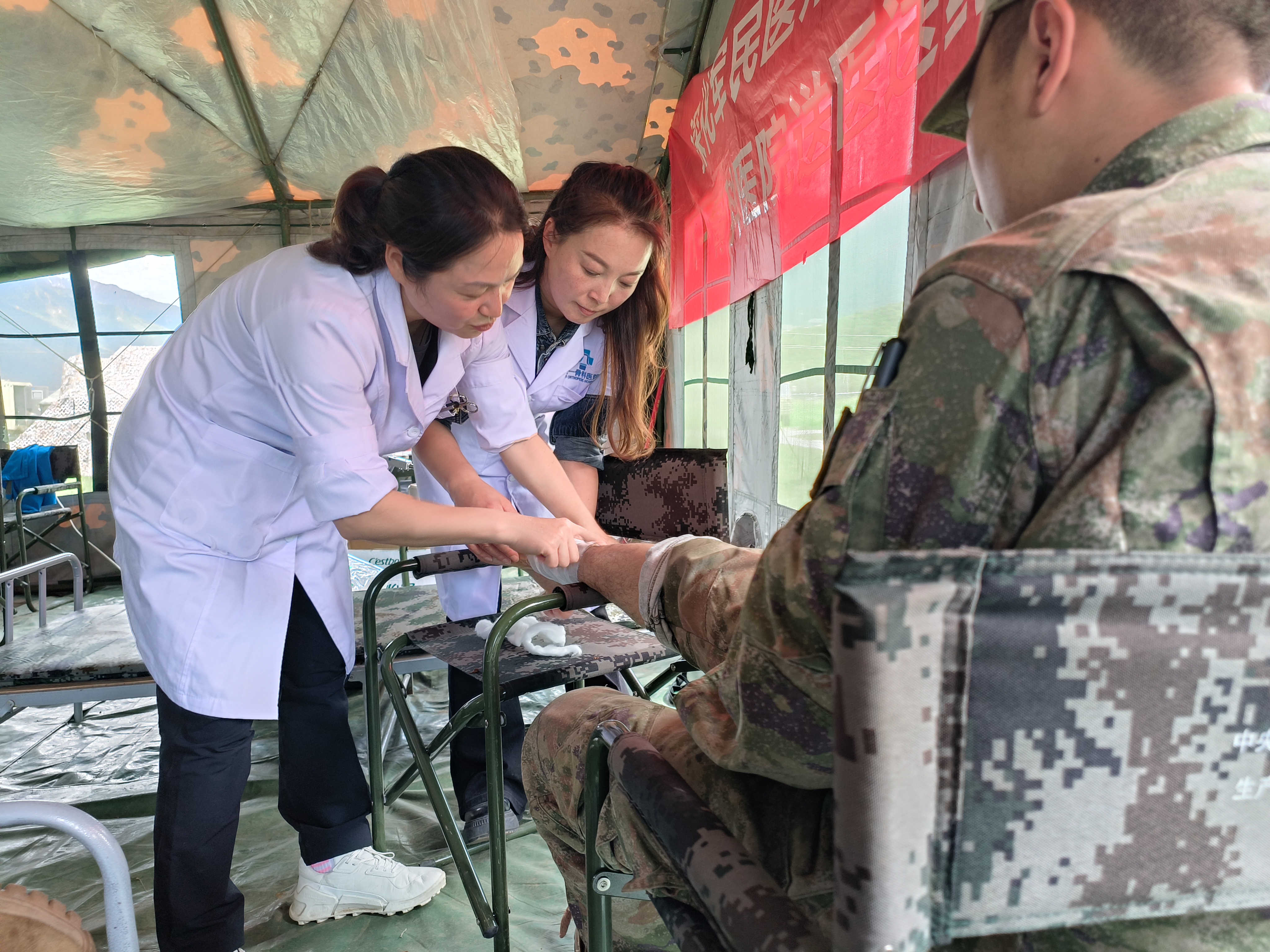 川藏線巡診.jpg 川藏線巡診.jpg